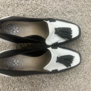 Vince Camuto loafers with heel
